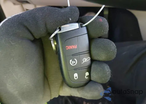 2016 Jeep Grand Cherokee Limited из США, поврежденный, VIN 1C4RJFBG7GC418453